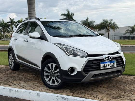 HYUNDAI HB20X 1.6 16V PREMIUM FLEX 4P AUTOMÁTICO HYUNDAI HB20X 1.6 16V PREMIUM FLEX 4P AUTOMÁTICO